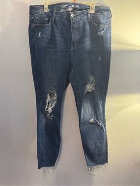 Old Navy Rockstar 360 Stretch Super Skinny Jeans – Size 16